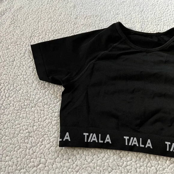 Tala Cropped T-Shirt - Picture 4 of 9